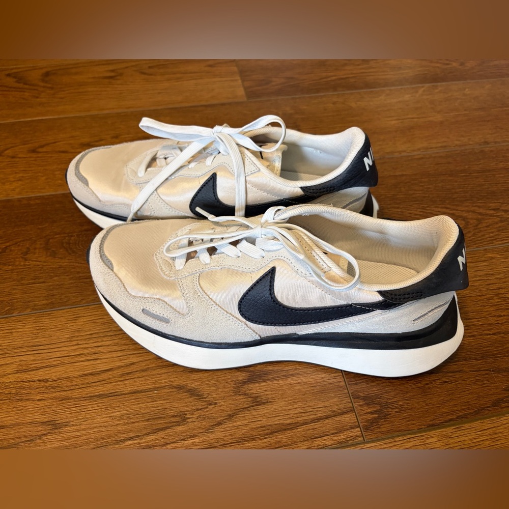 Nike Women’s Beige and Black Retro Runner Sneakers